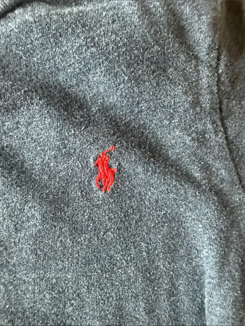 Three Ralph Lauren Long-Sleeve Crewneck Tee in Heather Blue, Red and Green-7